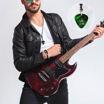 High I-Cue MN Trendy Guitar Pick Necklace